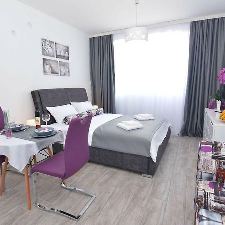 Small Oasis Apartment تيفات المظهر الخارجي الصورة