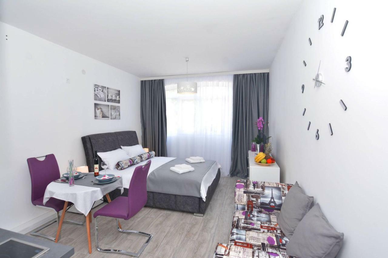 Small Oasis Apartment تيفات المظهر الخارجي الصورة